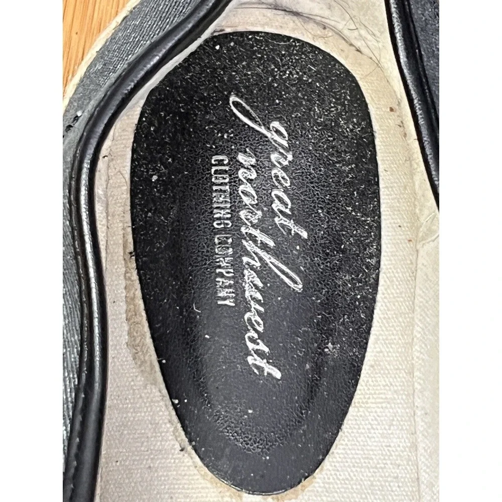 Great Northwest Clothing Company Sally Slip On Shoes Womens 9.5 Black Espadrille